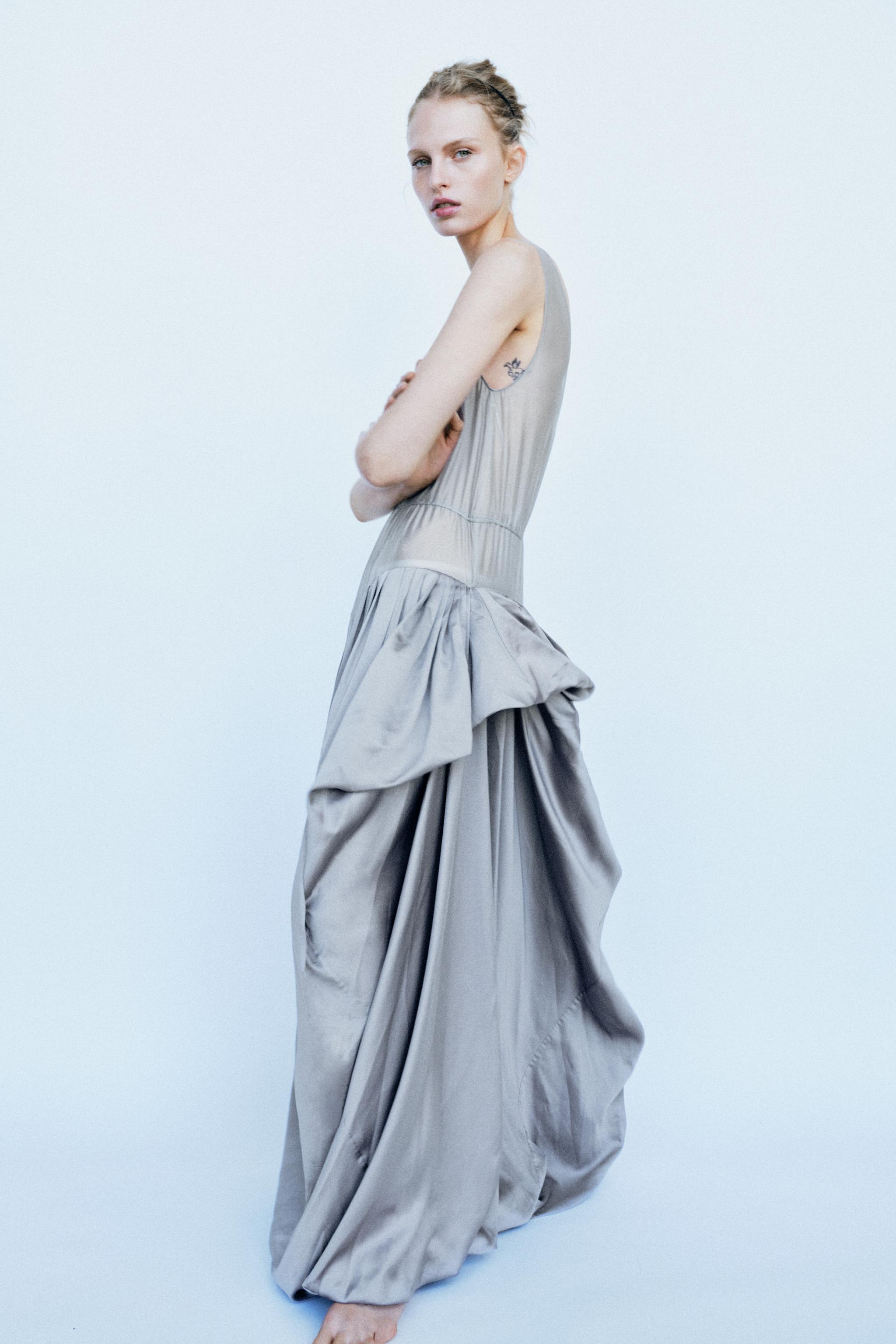 ROBE LONGUE BIMATIÈRE DRAPÉE À VOLUME